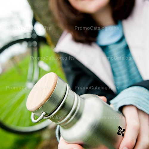 Multi-Layer Stainless Steel Bottle With Bamboo Cap